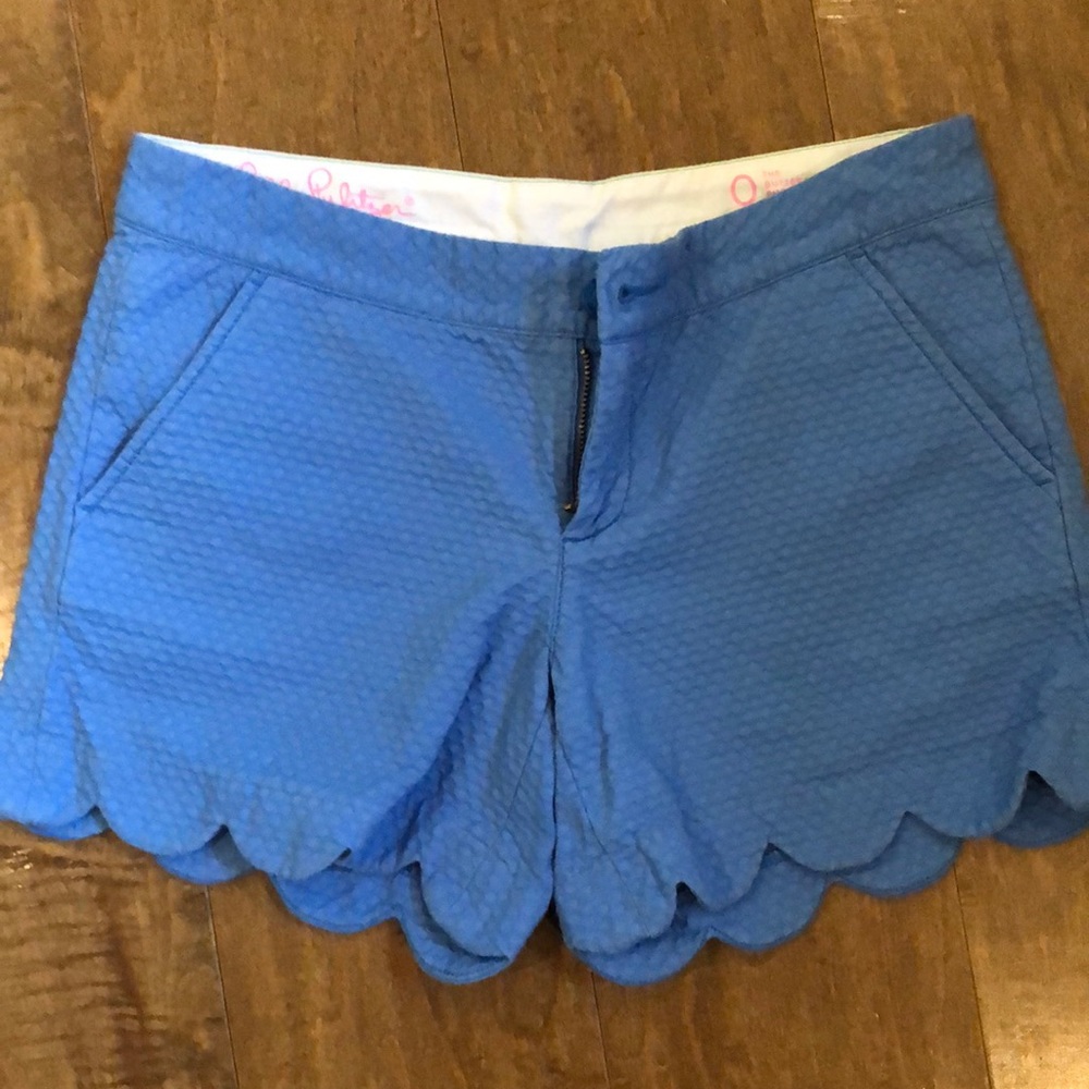 Lilly Pulitzer like new buttercup shorts blue